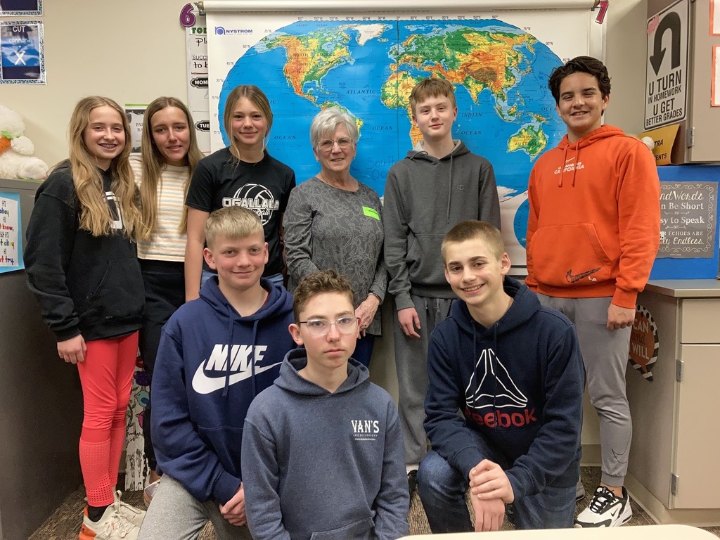 Students with mrs. Holechek